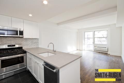 235 Greendale Ave, Cincinnati, OH 45220 photo 1