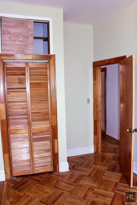 3327 Cheviot Ave, Cincinnati, OH 45211 photo 6