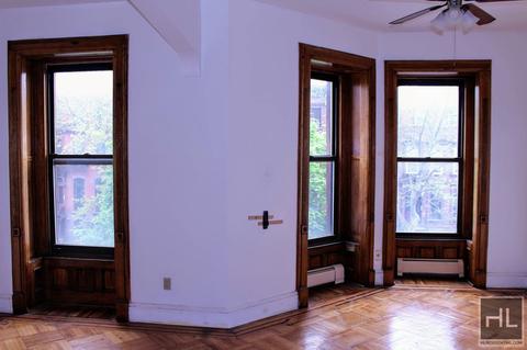 3327 Cheviot Ave, Cincinnati, OH 45211 photo 2