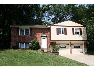 726 Stuart Ln, Cincinnati, OH 45245 photo 1
