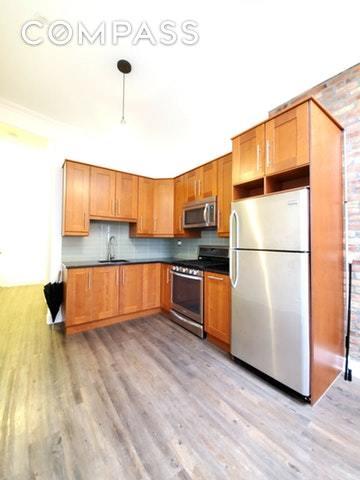 934 Seton Ave, Cincinnati, OH 45205 photo 3