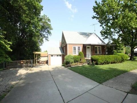 4125 Estermarie Dr, Cincinnati, OH 45236 photo 2