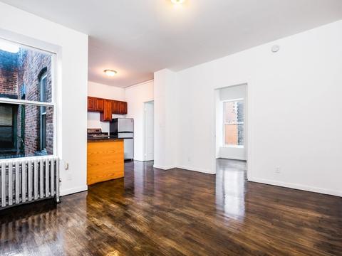 894 Fairborn Rd, Forest Park, OH 45240 photo 1
