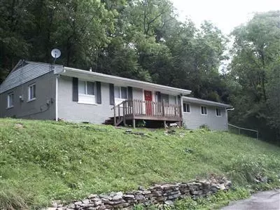 2001 Sunset Ln, Cincinnati, OH 45205 photo 1