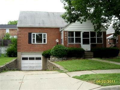 8381 Mayfair St, Cincinnati, OH 45216 photo 2