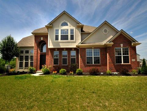 5029 Springleaf Dr, Liberty, OH 45011 photo 1