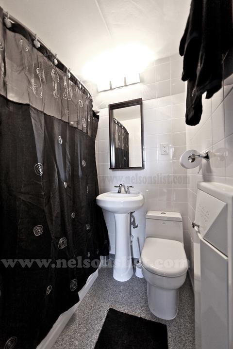 657 Riddle Rd, Cincinnati, OH 45220 photo 6