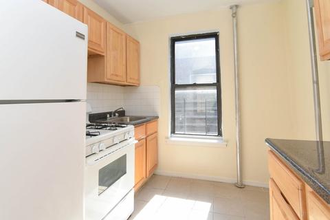 6790 Michael Dr, Cincinnati, OH 45236 photo 1