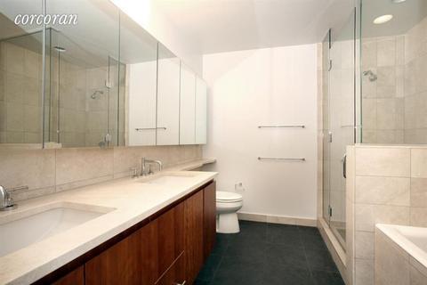 5208 Lillian Dr, Cincinnati, OH 45237 photo 8