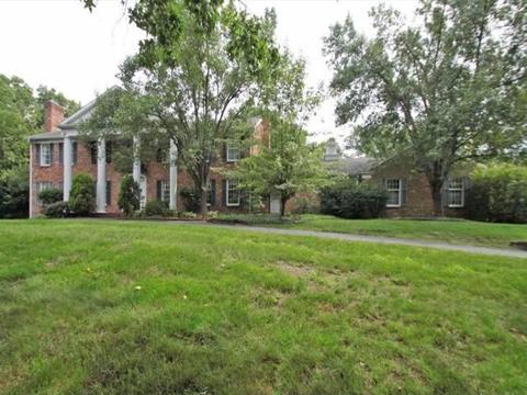 7659 Coldstream Dr, Cincinnati, OH 45255 photo 1