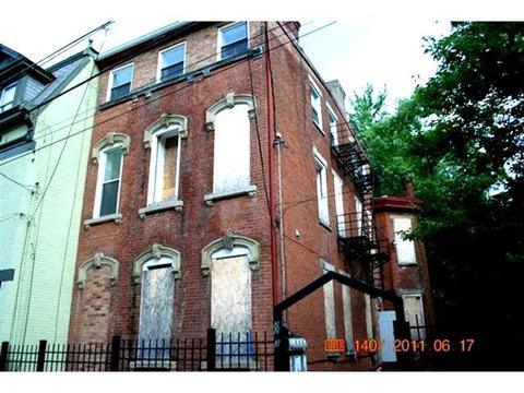 2243 Loth St, Cincinnati, OH 45219 photo 2