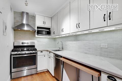 2243 Loth St, Cincinnati, OH 45219 photo 5