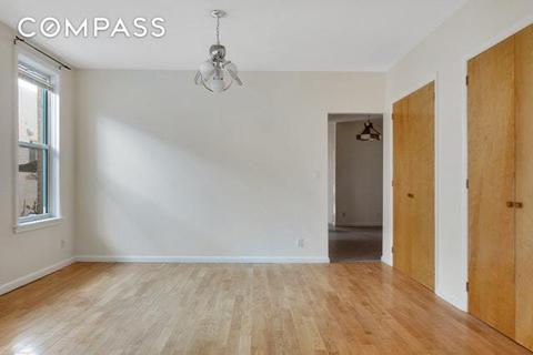 1128 Madeleine Cir, Cincinnati, OH 45231 photo 8