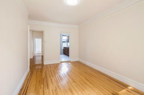 246 Strader Ave, Cincinnati, OH 45226 photo 3