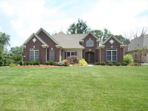 9844 Beech Dr, Cincinnati, OH 45231 photo 1
