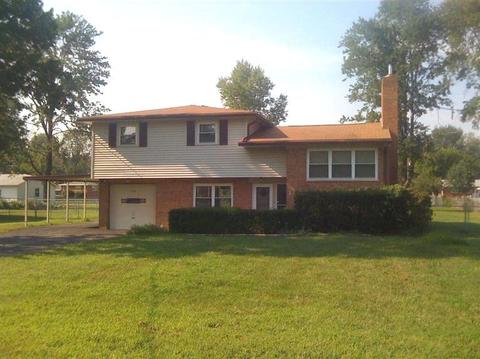 604 Sonny Ln, Cincinnati, OH 45244 photo 2