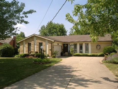 12017 Freestone Ct, Cincinnati, OH 45240 photo 1