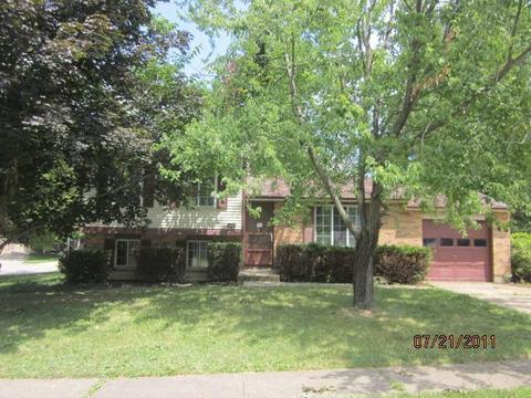 4574 Brookview Dr, Batavia, OH 45103 photo 1