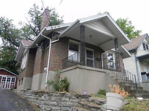 1643 First Ave, Cincinnati, OH 45205 photo 1