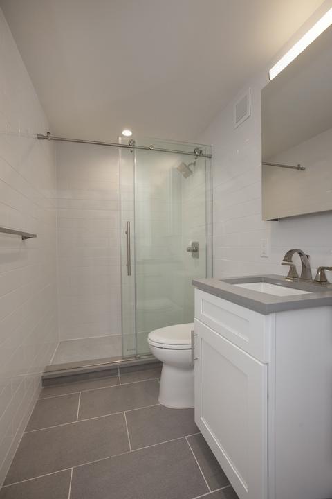 998 Hempstead Dr, Cincinnati, OH 45231 photo 5