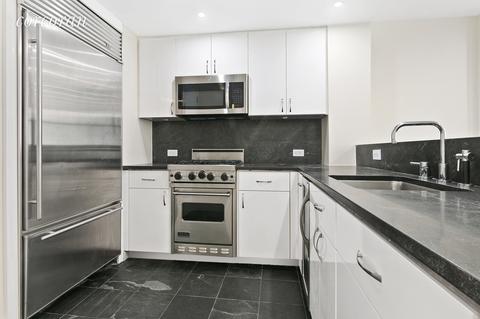 2773 Baker Ave, Cincinnati, OH 45211 photo 4
