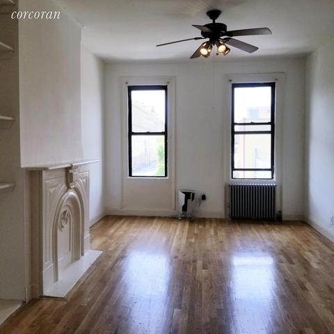1860 Denham St, Cincinnati, OH 45225 photo 1