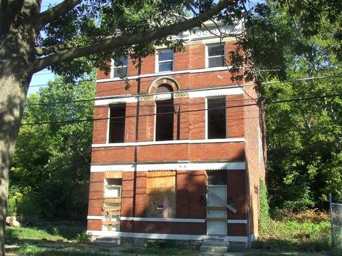 3914 River Rd, Cincinnati, OH 45204 photo 3