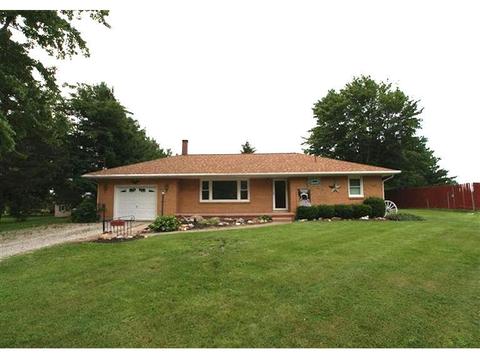 61 Dudley Rd, Blanchester, OH 45107 photo 3