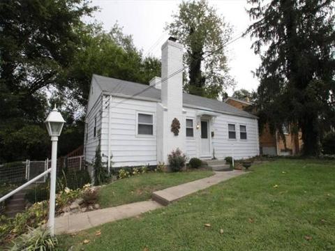 2424 Bremont Ave, Golf Manor, OH 45237 photo 1