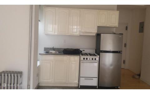 825 Anson Dr, Cincinnati, OH 45245 photo 5