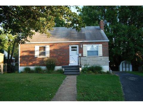 9364 Thrush Ct, Blue Ash, OH 45242 photo 1