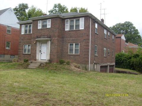 4553 Paddock Rd, Cincinnati, OH 45237 photo 3