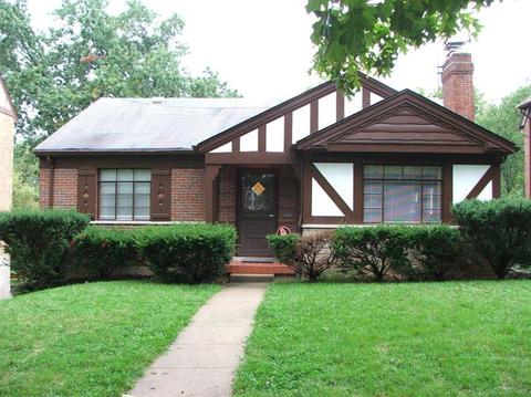 2763 Eugenie Ln, Cincinnati, OH 45211 photo 2