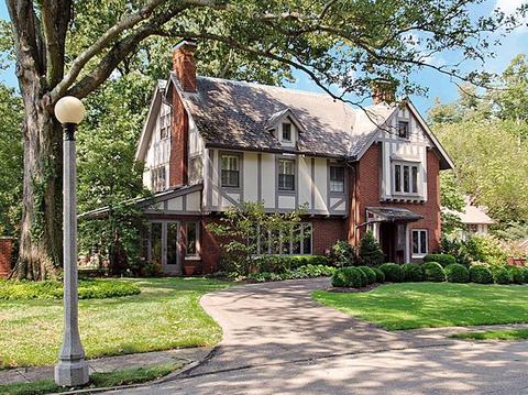 3 Beechcrest Ln, Cincinnati, OH 45206 photo 3