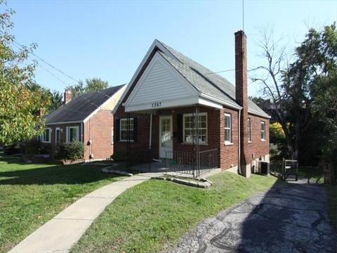 3267 Midden Cir, Cincinnati, OH 45238 photo 1