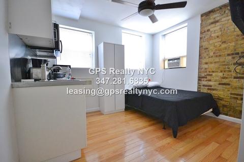 430 Fourth St, Franklin, OH 45005 photo 1