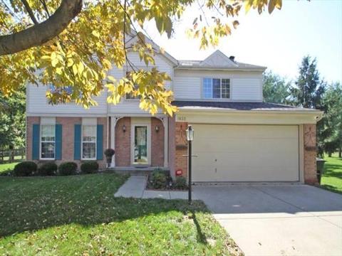1033 Vixen Dr, Cincinnati, OH 45245 photo 2