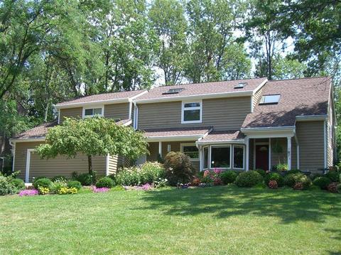 9546 Benchmark Ln, Blue Ash, OH 45242 photo 1