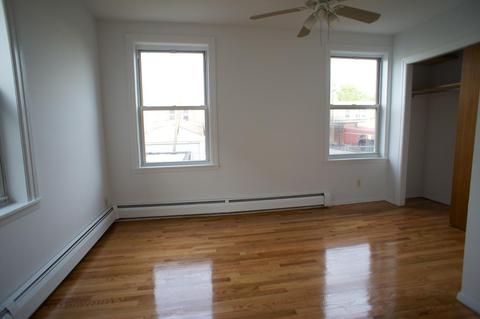 769 Mitchell Ave, Cincinnati, OH 45229 photo 9