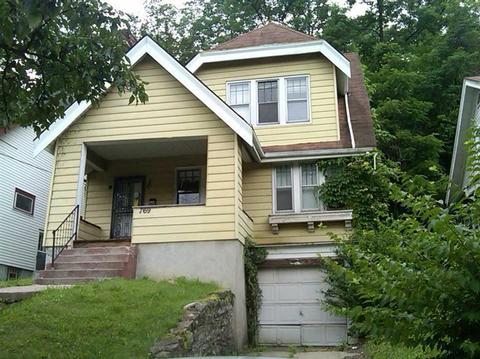 769 Mitchell Ave, Cincinnati, OH 45229 photo 2
