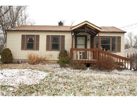 4305 Beechmont Dr, Cincinnati, OH 45244 photo 1