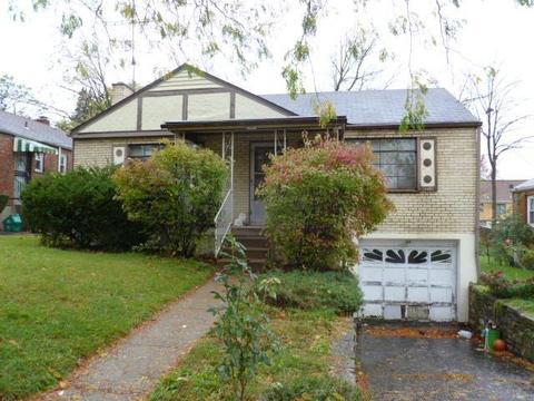 7891 Sunfield Dr, Cincinnati, OH 45237 photo 1