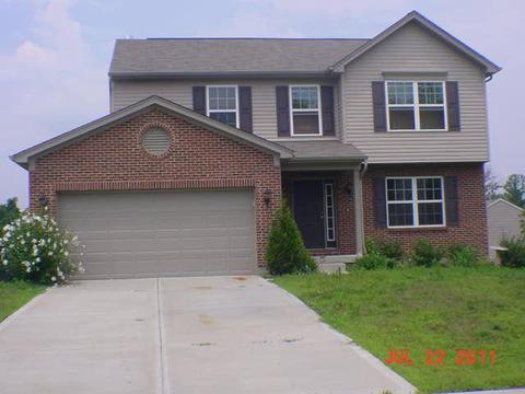 1306 Autumnview Dr, Batavia, OH 45103 photo 2