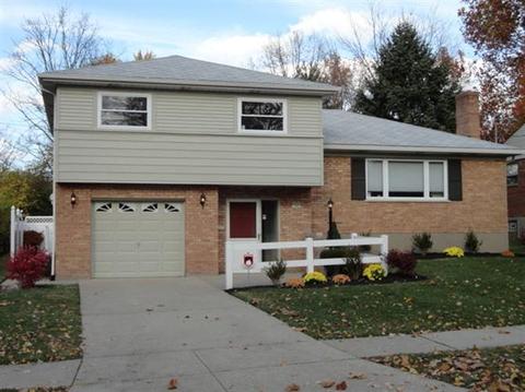 740 Danvers Dr, Forest Park, OH 45240 photo 1