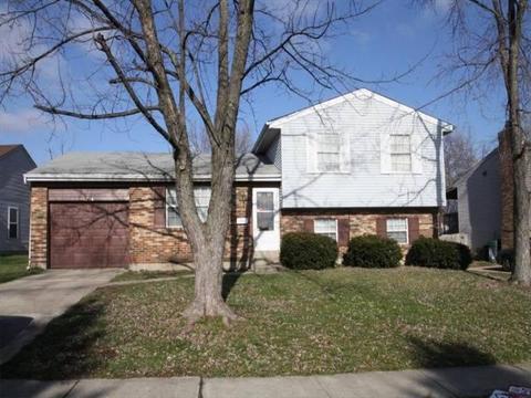 1214 Dixie Ct, Lincoln Heights, OH 45215 photo 3