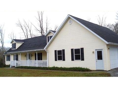 2002 Mckay Rd, Batavia, OH 45103 photo 1