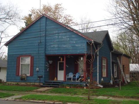 306 Bourbon St, Blanchester, OH 45107 photo 1
