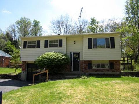 687 Winding Way, Cincinnati, OH 45245 photo 1