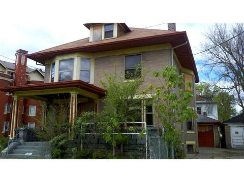 812 Mann Pl, Cincinnati, OH 45229 photo 1