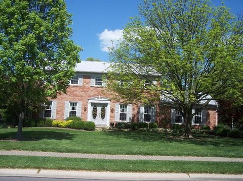 8018 Monte Dr, Montgomery, OH 45242 photo 1